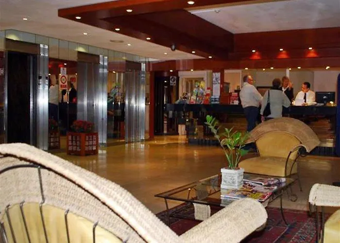 Concorde Hotel 4*